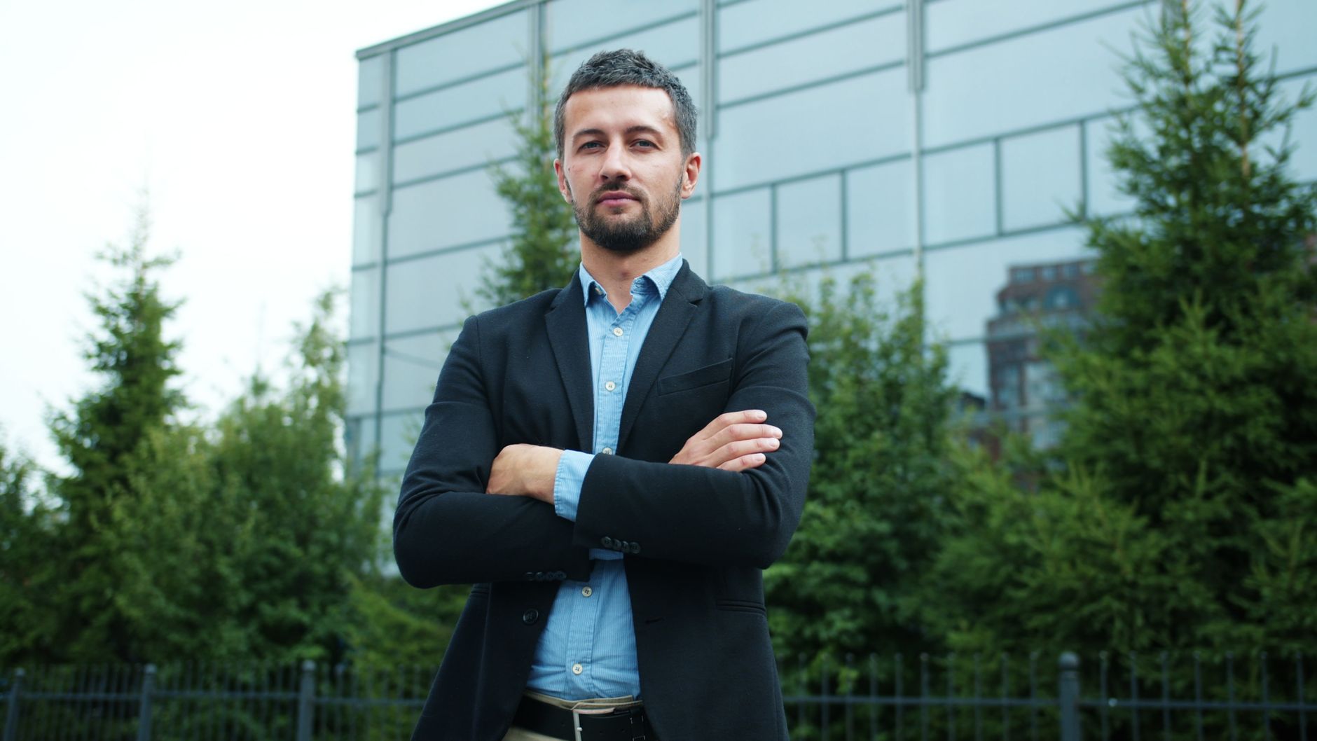 Courtier en assurance équipe à Montreuil